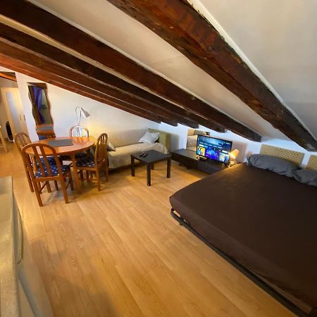 Calle Embajadores - Apart 4 Pax Pza Cascorro Madrid Exteriör bild